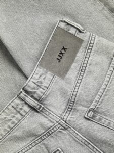 JJXX JXLISBON MOM HW JEANS R4040 DNM NOOS | LIGHT GREY