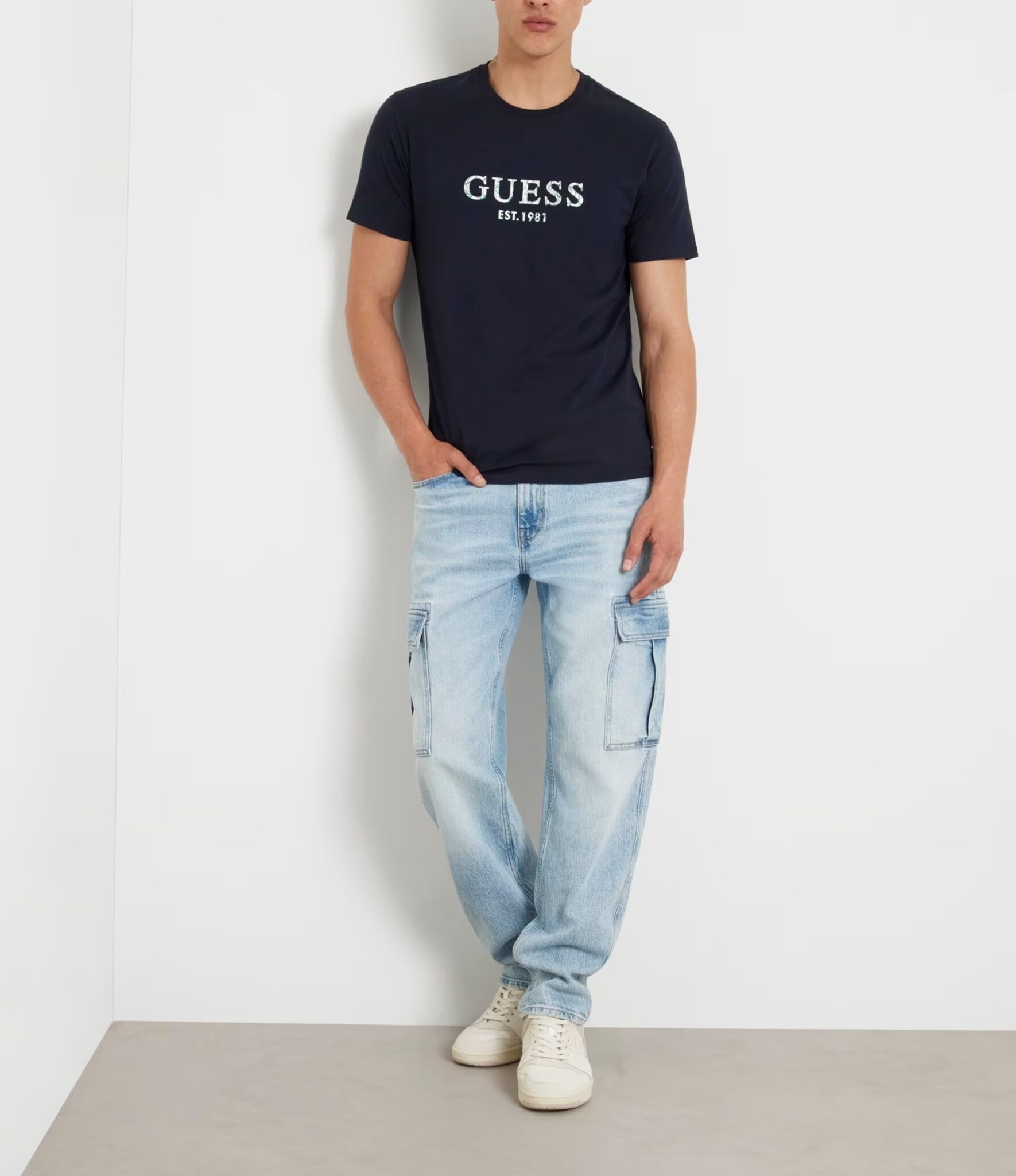 GUESS SS CN SMALL GUESS TEE ΜΠΛΟΥΖΑ ΑΝΔΡΙΚΟ | BLACK