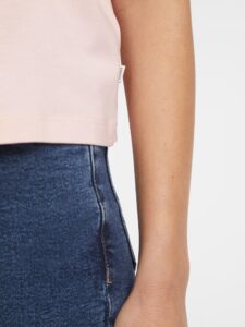 GUESS JEANS GJ SS CN BOXY MINI T – 160GSM ΜΠΛΟΥΖΑ ΓΥΝΑΙΚΕΙΑ | ROSE