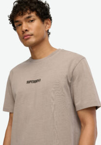 SUPERDRY SDCD MICRO LOGO GRAPHIC LOOSE TEE ΜΠΛΟΥΖΑ ΑΝΔΡΙΚΟ | DARK BEIGE