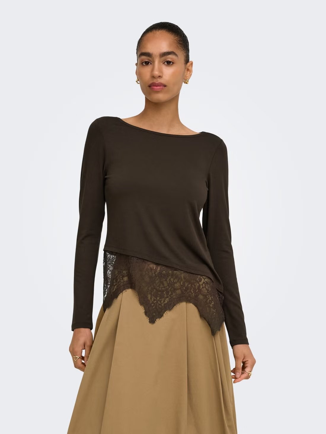 ONLLAILA L/S LACE MIX TOP JRS NOOS | BROWN