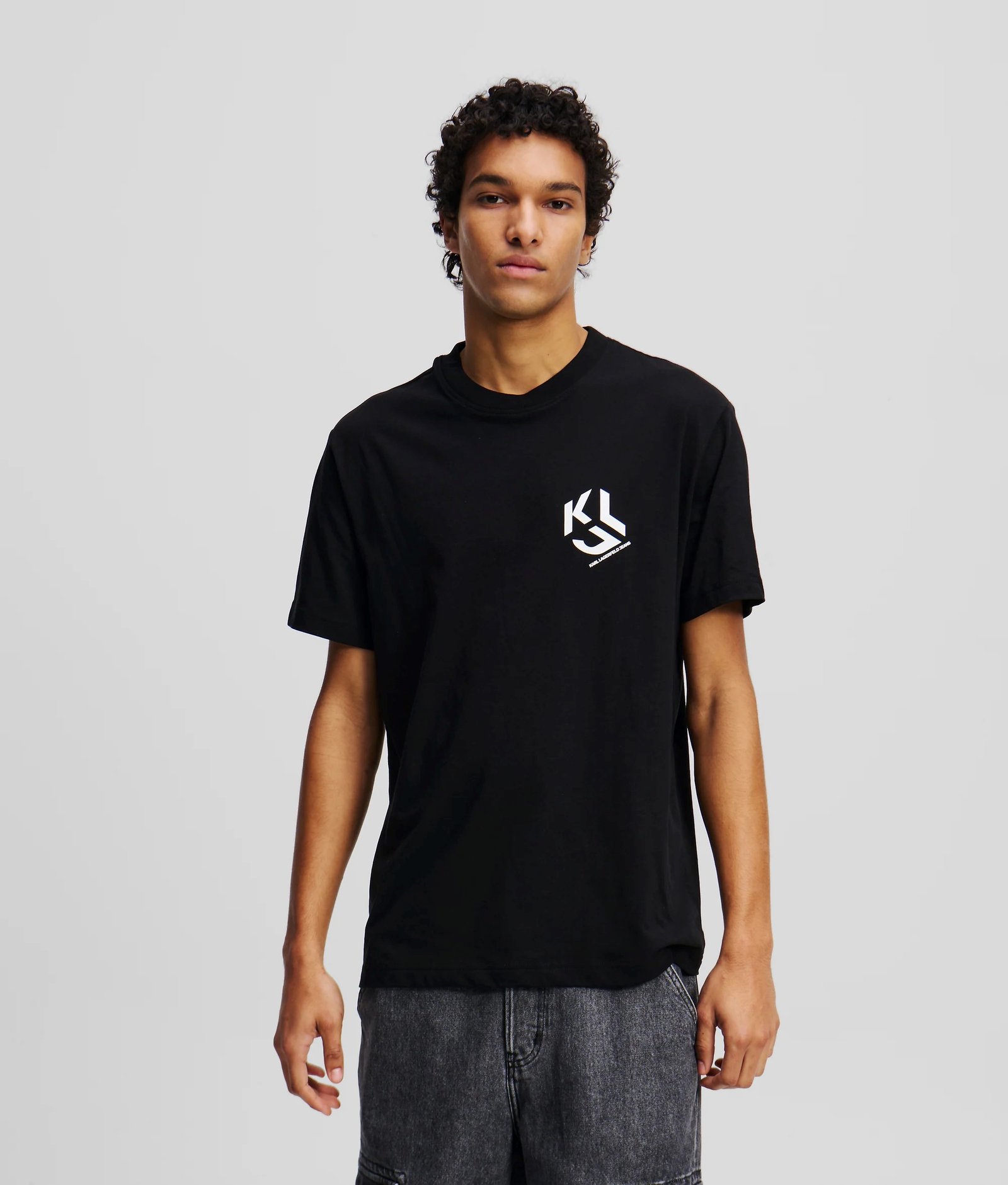 KLJ REG MONOGRAM TEE | BLACK