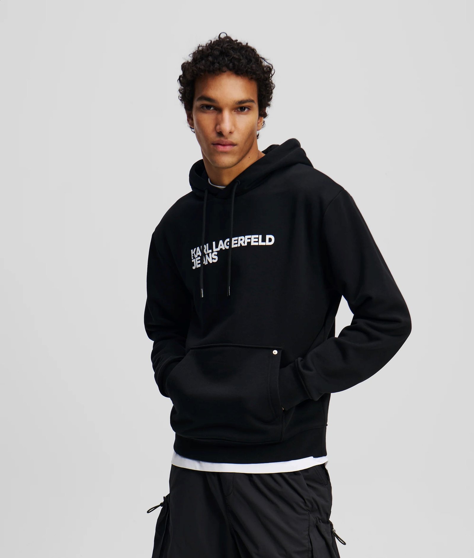 KLJ REG LOGO HOODIE | BLACK