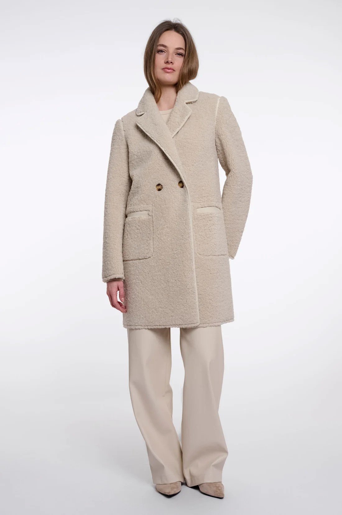 REVERSIBLE DOUBLE BREASTED COAT | OFF WHITE