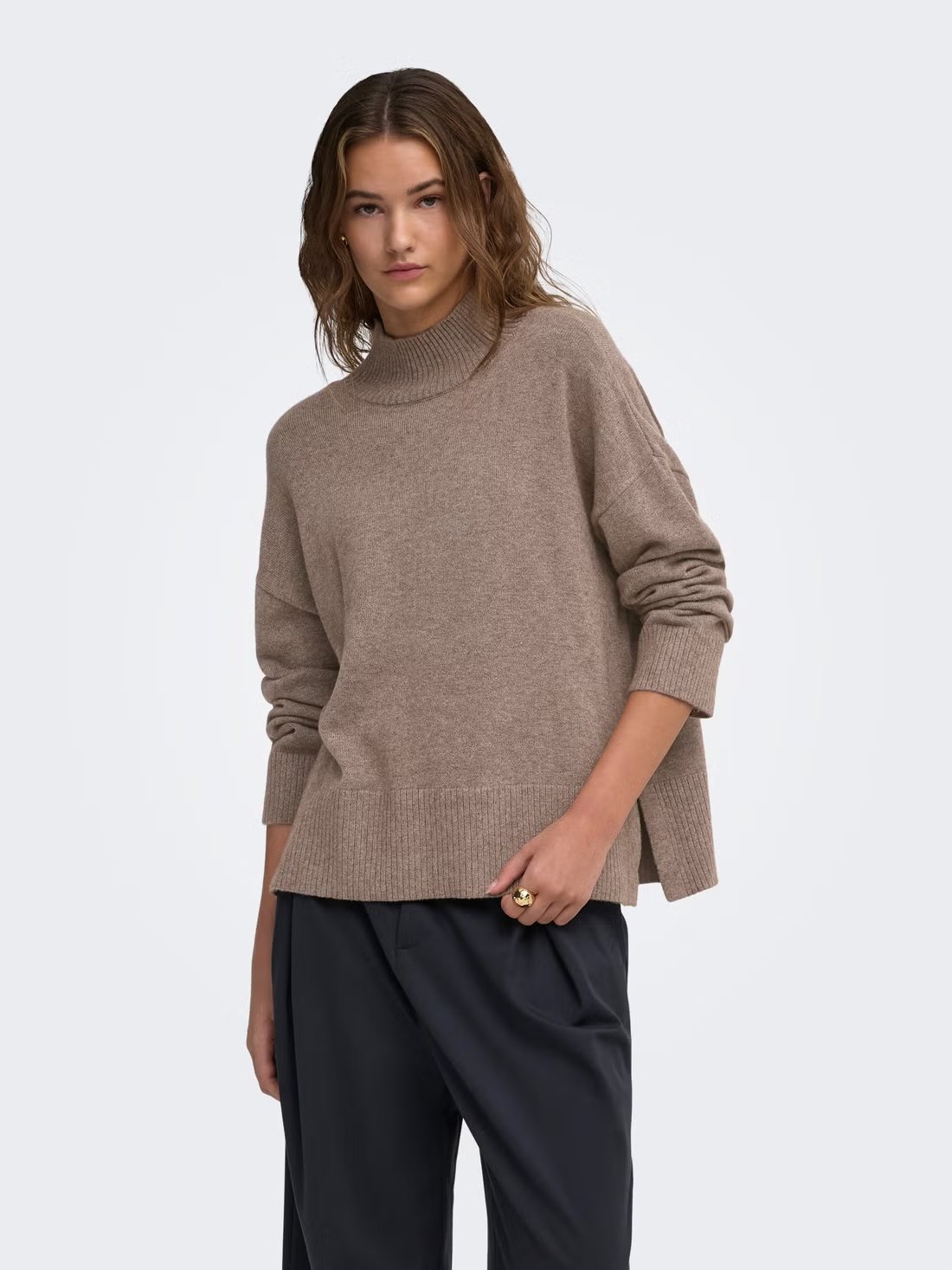 ONLMARY LS HIGH NECK SLIT KNT NOOS | BROWN