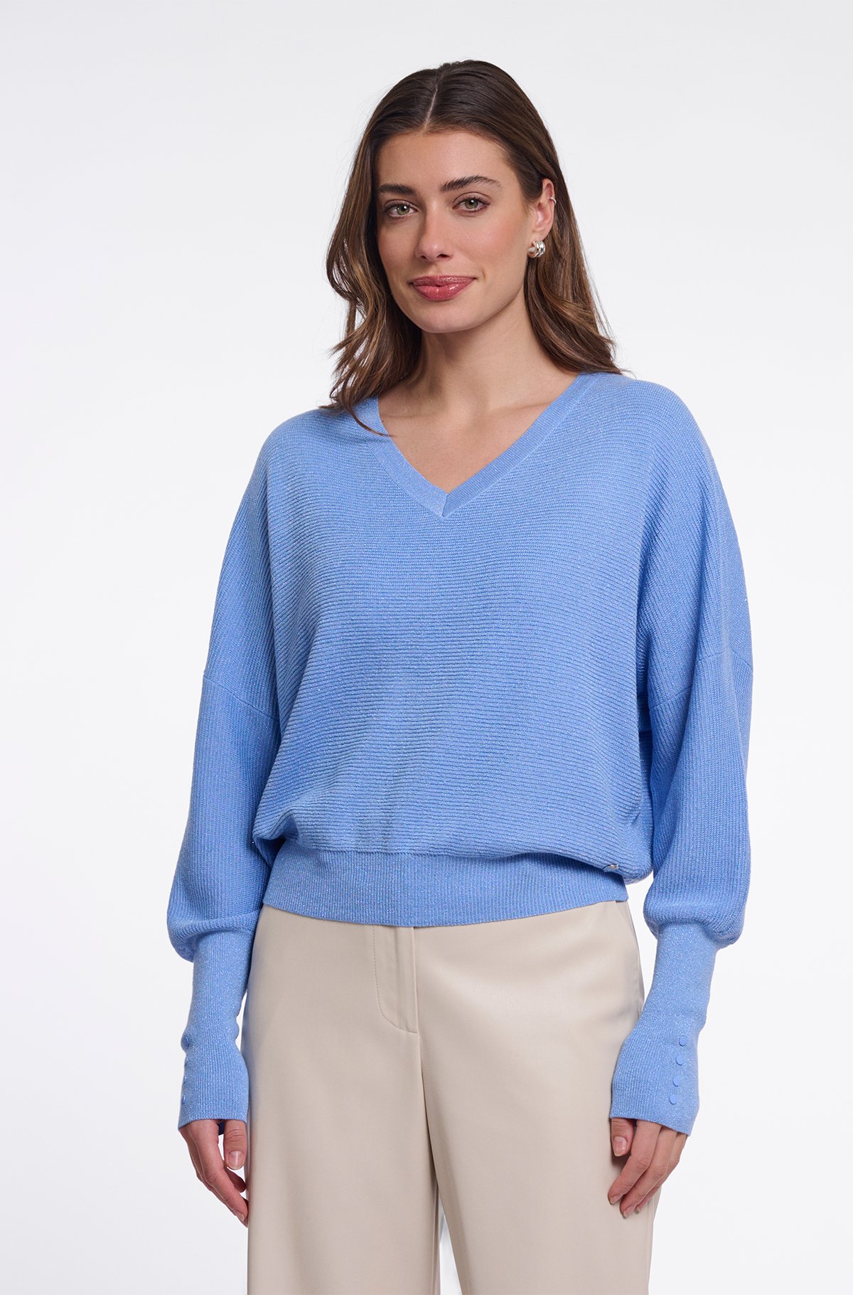 LONG SLEEVE PULLOVER WITH V-NECK | LIGHT BLUE