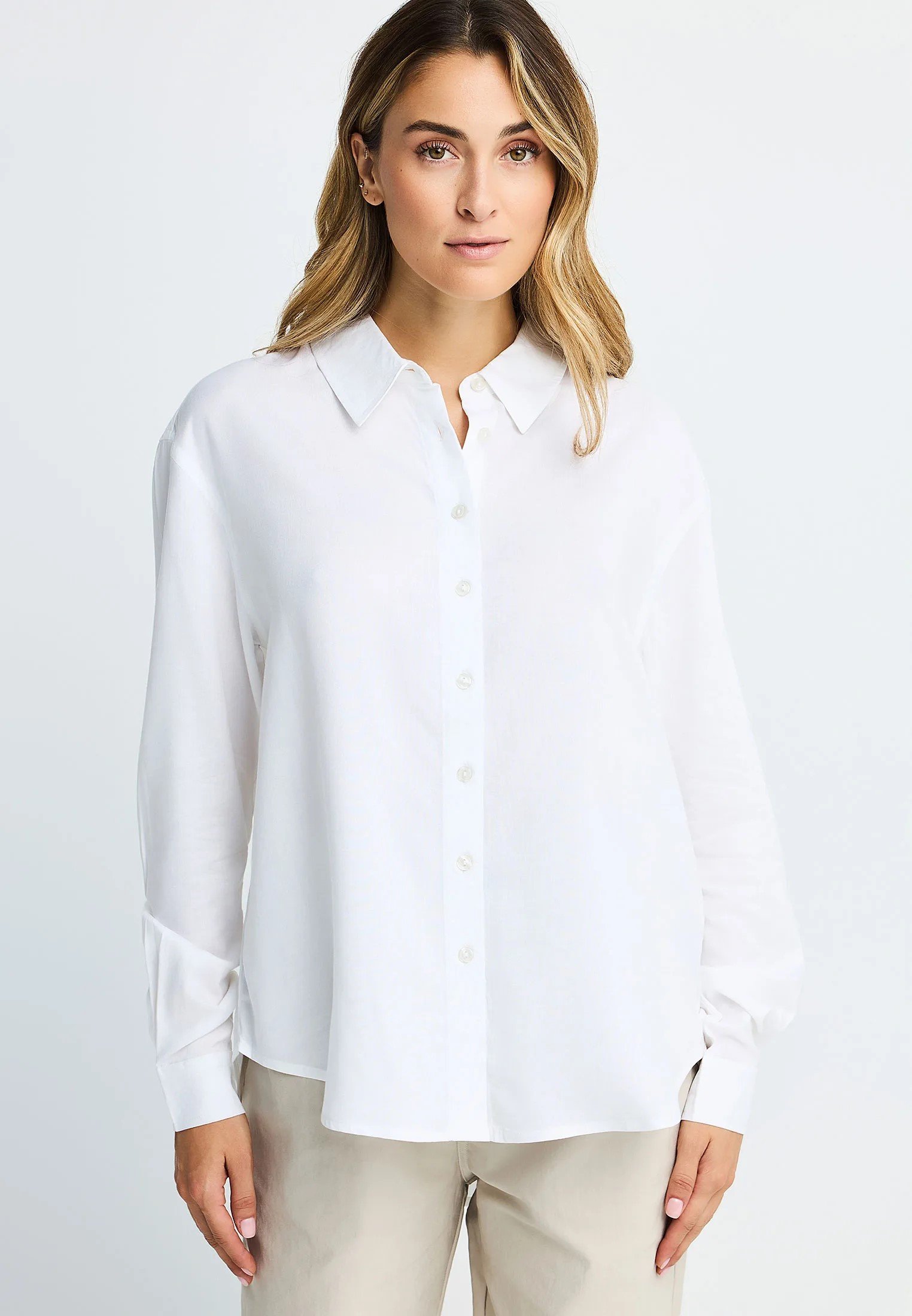 ΓΥΝΑΙΚΕΊΟ ΠΟΥΚΆΜΙΣΟ  BASIC | WHITE