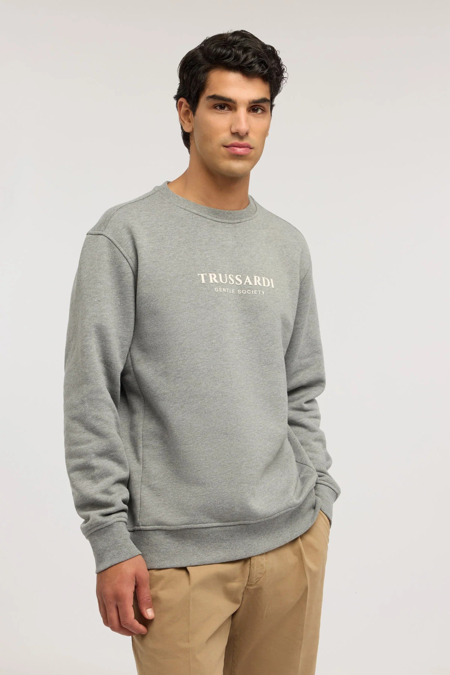GENTLE SOCIETY LETTERING CREW NECK | GREY