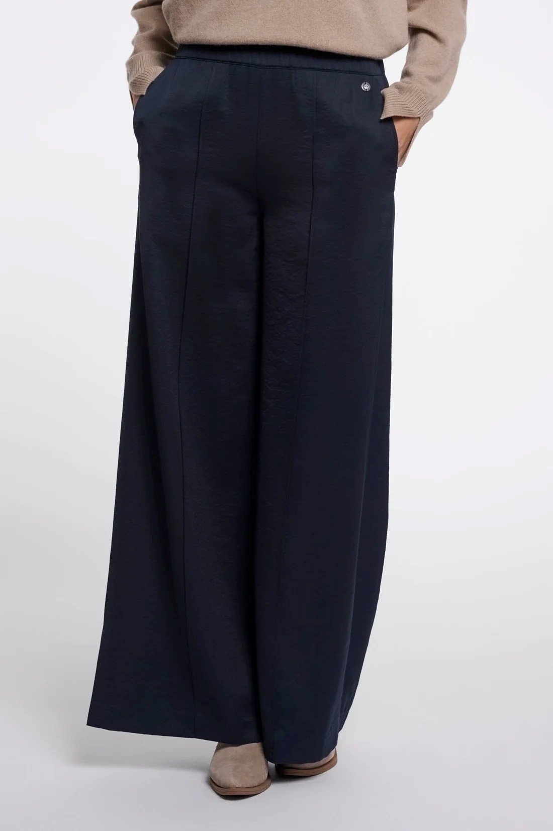 REGULAR LENGTH WIDE LEG PANTS | DARK BLUE